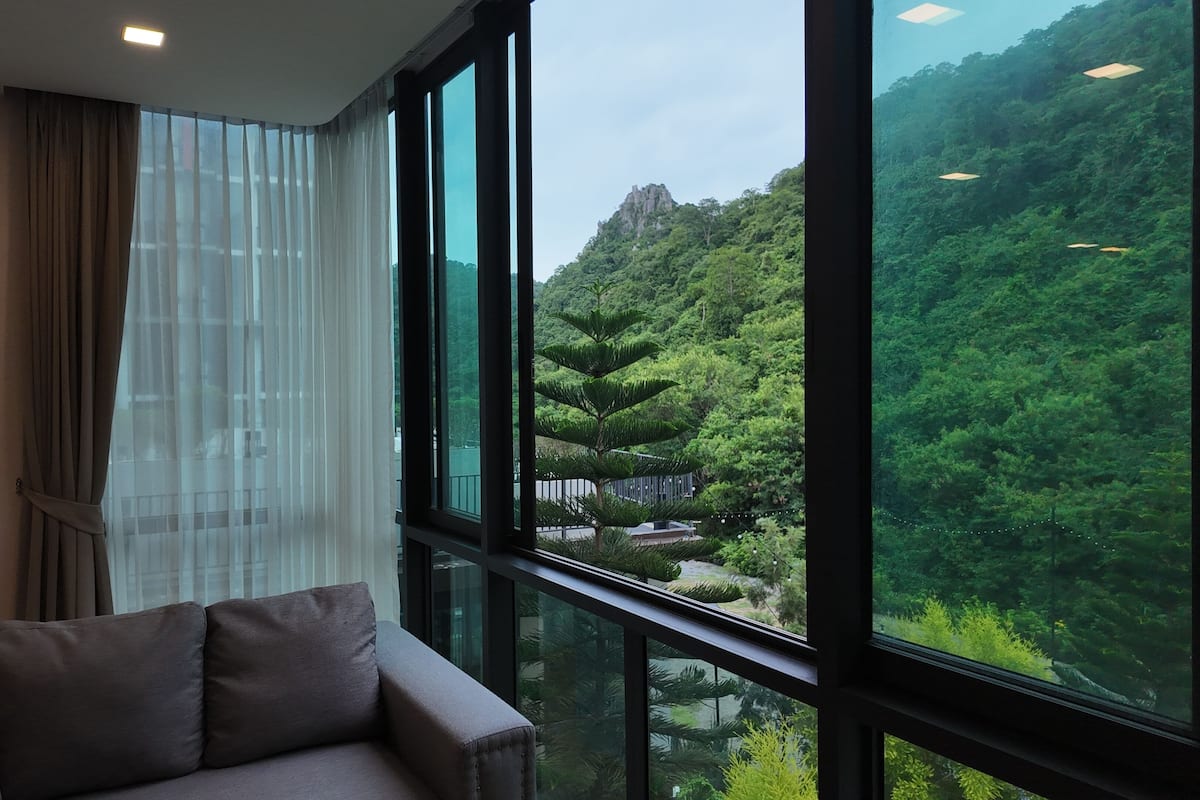 Leilighet – panorama | Bad | Separat badekar og dusj, dype avslapningsbadekar og regndusjhode