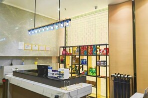 Lobby - Meitian Holiday Hotel (Shaanxi University of Technology) (Hanzhong)