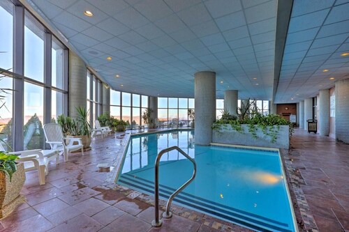 Mountain view Sugar Top - 2-bedroom condo-WiFi, fitness, pool, hot tub
