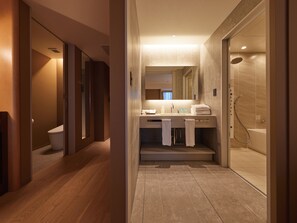 Bathroom - Dorsett by Agora Osaka Sakai (Sakai)