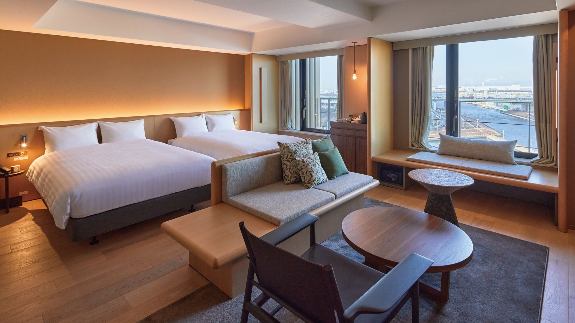 In-room safe, free WiFi, bed sheets