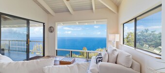 Tranquil Ocean View Cottage: Your Idyllic Escape at Waipio Valley, Big Island HI
