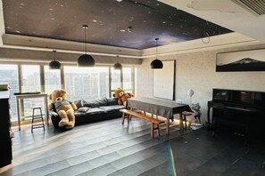 Unclassified image, 2 of 38, button - Bonjour Youth Hostel (Shenzhen)