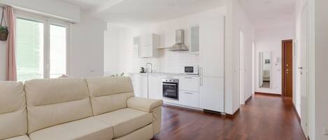 Télévision à écran plat