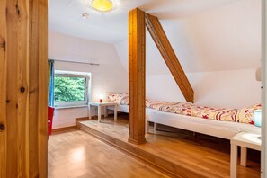2 chambres, Wi-Fi gratuit, draps fournis