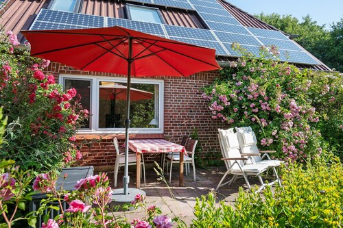 Ferienwohnung Gartenfreude" mit privater Terrasse, privatem Garten und Wi-Fi
