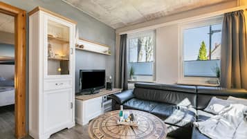 TV, DVD player, stereo