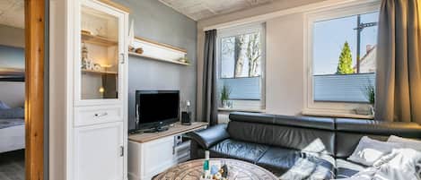 TV, DVD player, stereo