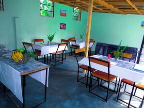 Restaurant - Ngorongoro Villa and Restaurant Karatu (Karatu)