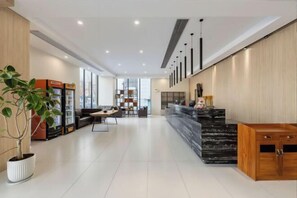 Bar-salon dans le hall