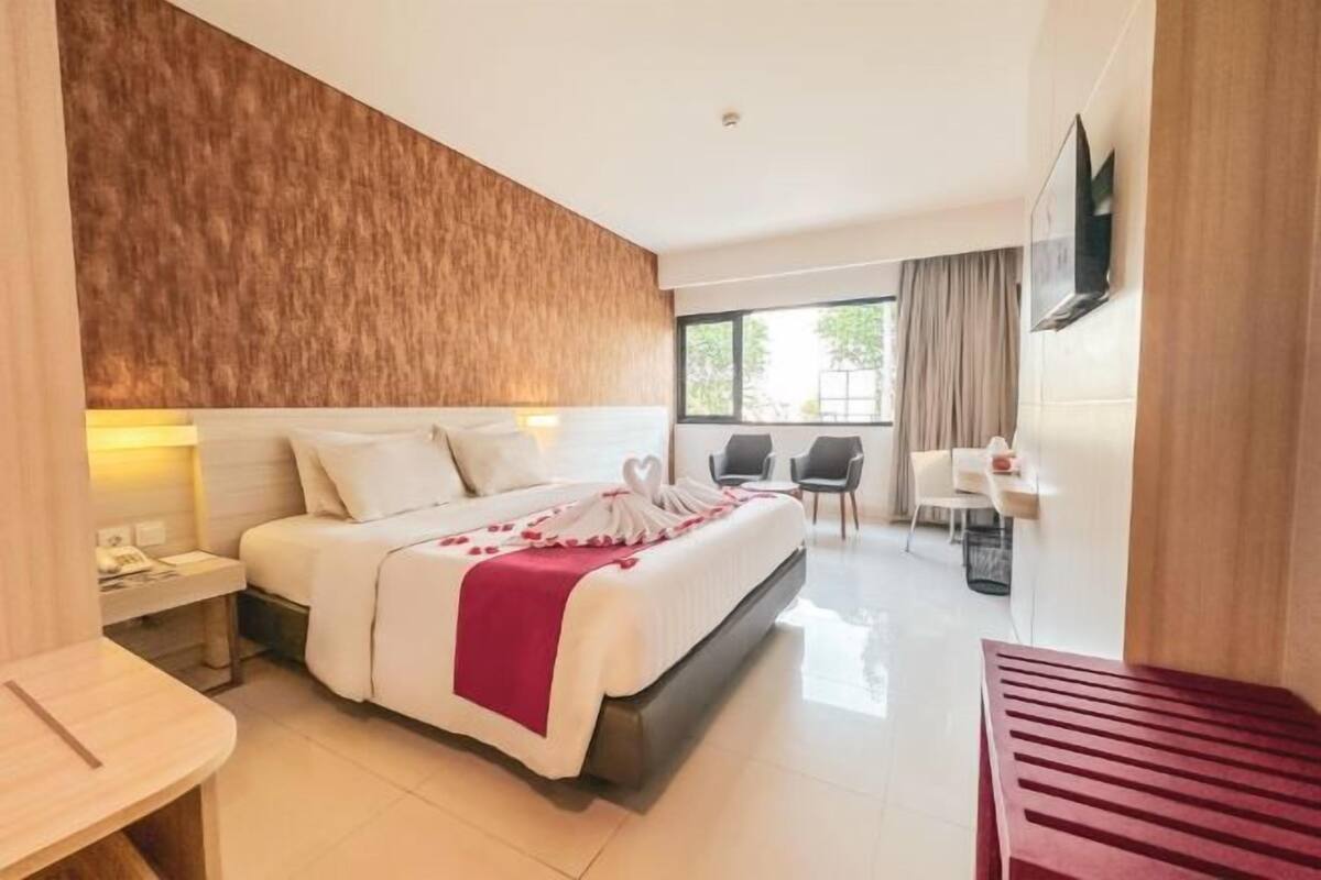 1 bedroom, desk, laptop workspace, free WiFi
