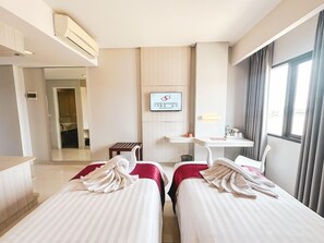 Deluxe Twin Room | Desk, laptop workspace, free WiFi - Sahid Bandara Soekarno Hatta (Tangerang)