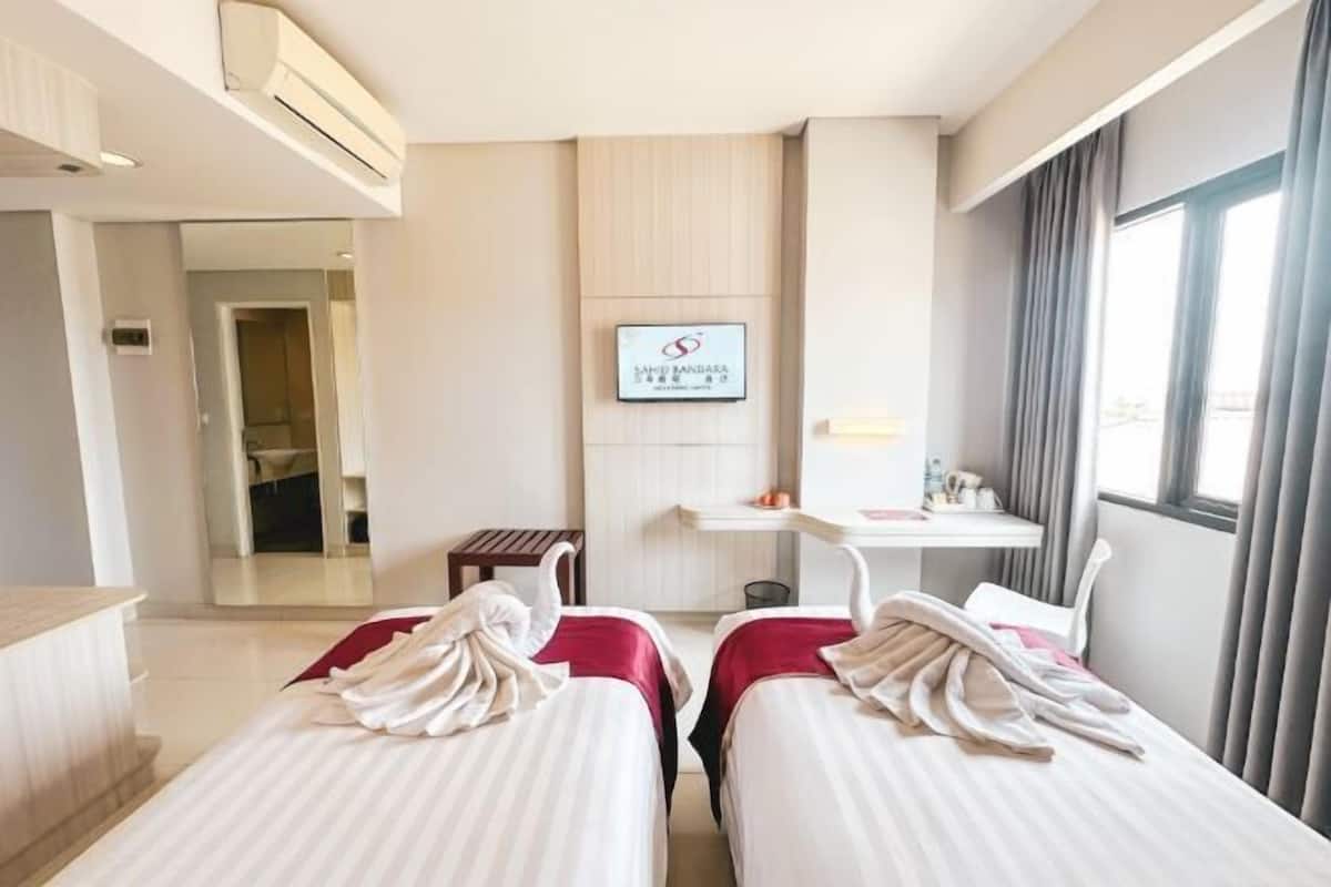 1 bedroom, desk, laptop workspace, free WiFi