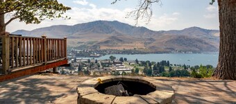 Sunny Retreat-Lake views/HotTub/BBQ/firepit