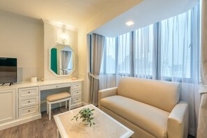 Deluxe Studio | Blackout drapes, free WiFi - Neom Town Residence (Bangkok)