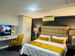 Room, 1 Bedroom, Smoking, Patio | 1 bedroom