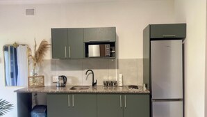 Habitación, 1 habitación, con acceso para personas discapacitadas, para fumadores | Interior