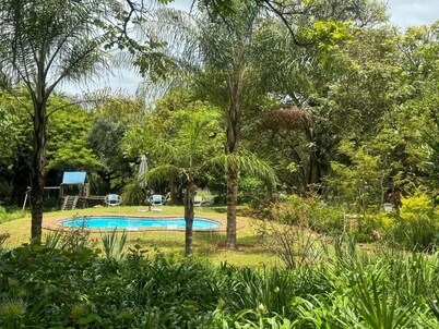 Room-busa House Self Catering Guest Hous