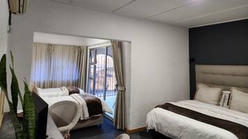 Room, 1 Bedroom, Smoking, Patio