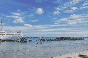 Beach - JUNTING HOTEL (Zhanjiang)