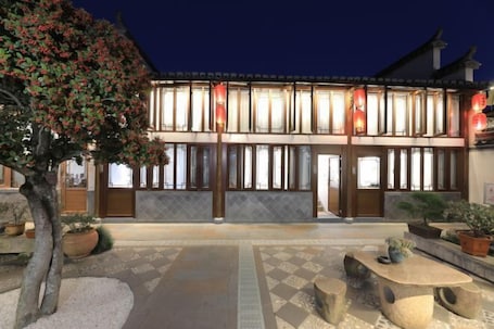 Interior. Hongcun Qinchunmingyuan Boutique Inn