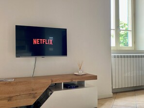 Interior - Beautiful apartment overlooking Lake Endine - 10 minutes from Lake Iseo (Ranzanico)