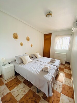 2 soveværelser, strygejern/strygebræt, weekendseng, gratis Wi-Fi