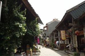 Unclassified image, 5 of 66, button - Shengjin Hotel (Yangshuo)