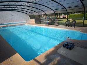 Piscine couverte