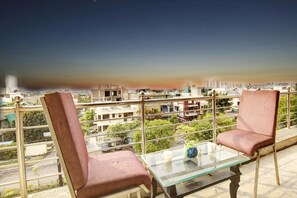 Family Studio | Terrace/patio - Hotel Vibe Blue (Noida)