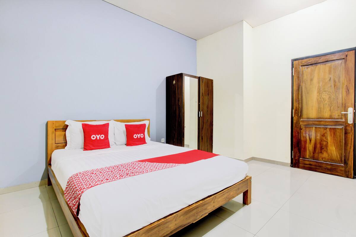 Standard Suite | Free WiFi, bed sheets