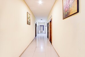 Interior detail - Hotel O Pogung Near Near Ugm Formerly Maleo Residence (Depok)