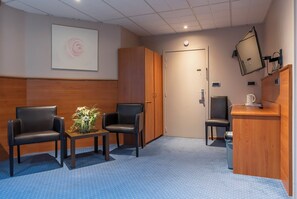 Junior Studio Suite