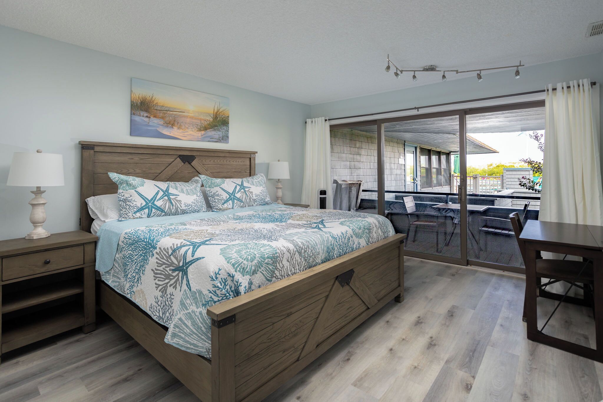 3 bedrooms, desk, iron/ironing board, WiFi