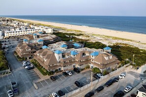 Exterior - Oceanfront 3 bed 2 bath Condo, Pool, Pvt Bch Access (Ship Bottom)