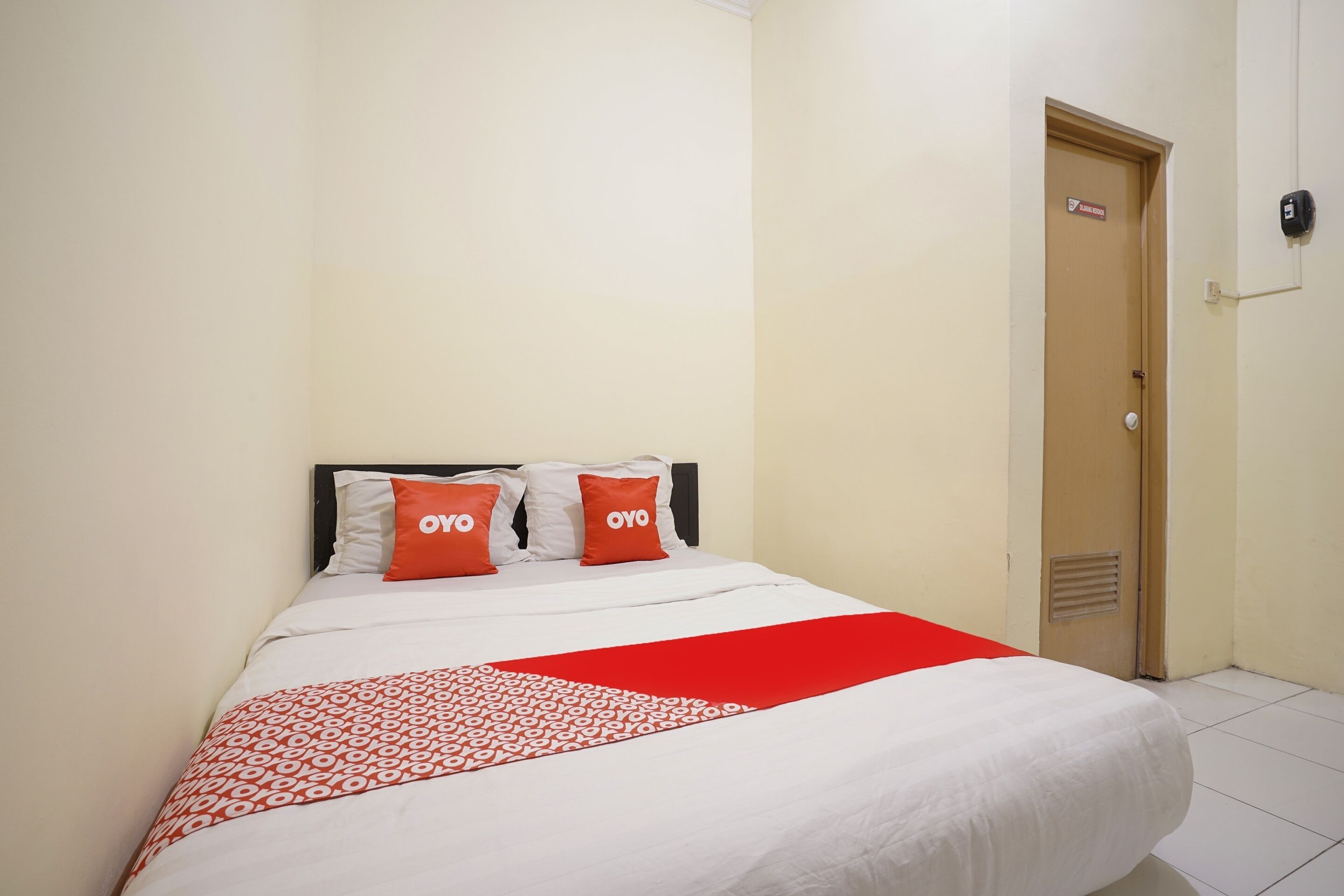 Deluxe Double Room | Free WiFi, bed sheets