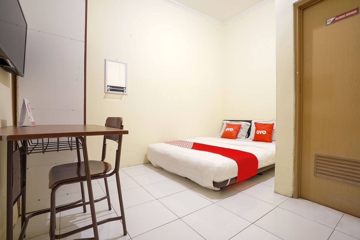 Deluxe Double Room | Free WiFi, bed sheets