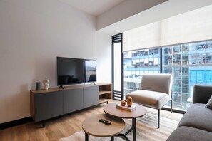 TV, offices - w*| Magnificent 2BR w/ Great Balcony in San Isidro (San Isidro)