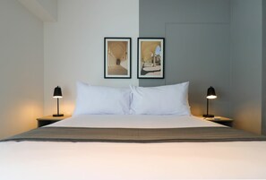 1 soverom, skrivebord, strykejern/-brett og wi-fi