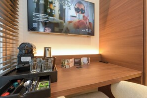 Double Room, City View | Coffee and/or coffee maker - Novallure City Centre (The Hague)