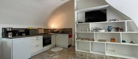 Microwave, oven, stovetop