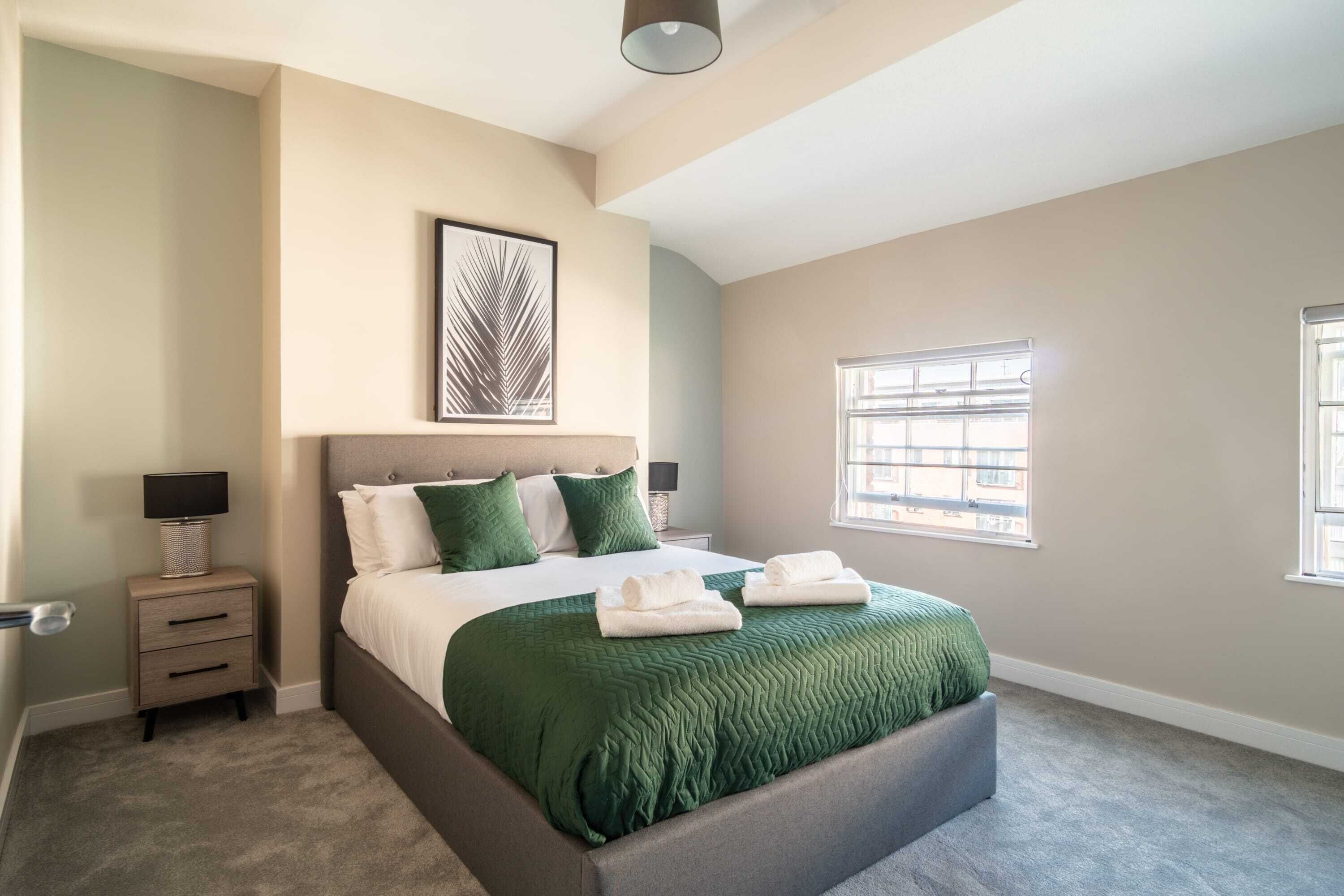 1 chambre, bureau, fer et planche à repasser, Wi-Fi