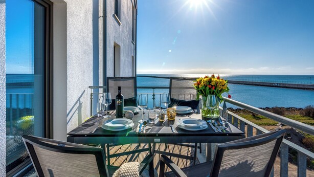 Unclassified image, 1 of 31, button - Ocean View 14 - Balcony, Grill, Fireplace, Shower, Elevator, Underground Parking (Olpenitz)