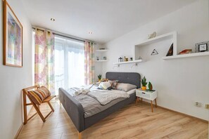 2 chambres, fer et planche à repasser, Wi-Fi, draps fournis