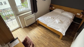 Comfort-Einzelzimmer, Stadtblick | Kostenloses WLAN, Bettwäsche