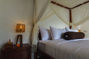 Signature Villa | 1 bedroom, pillowtop beds, minibar, in-room safe - Elemara  (Ubud)