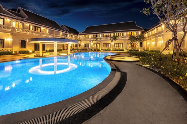 Outdoor pool, pool umbrellas, pool loungers