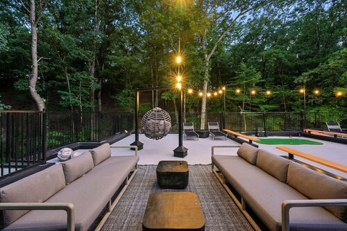 Cave Room, Waterfall, Pickleball, Poker Table, Pool Table, Pets