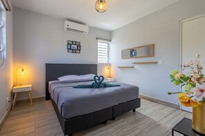 2 室のベッドルーム、アイロン / アイロン台、WiFi、ベッドシーツ