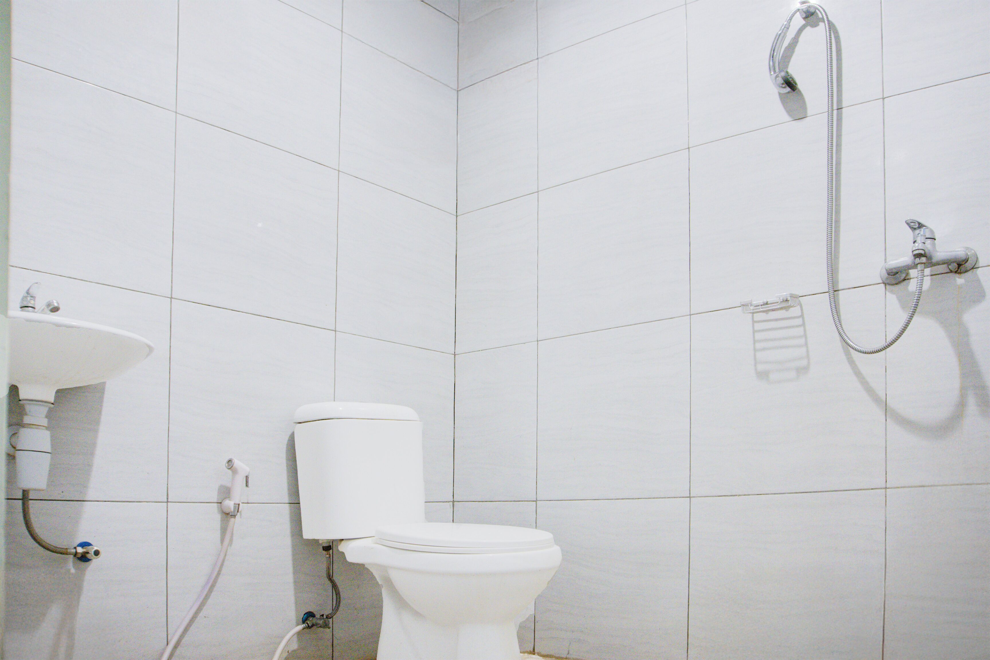 Standard Suite | Bathroom | Shower, bidet